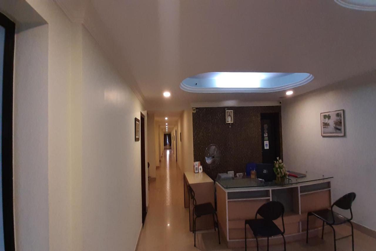 Madaparambil Residency Alwaye Экстерьер фото